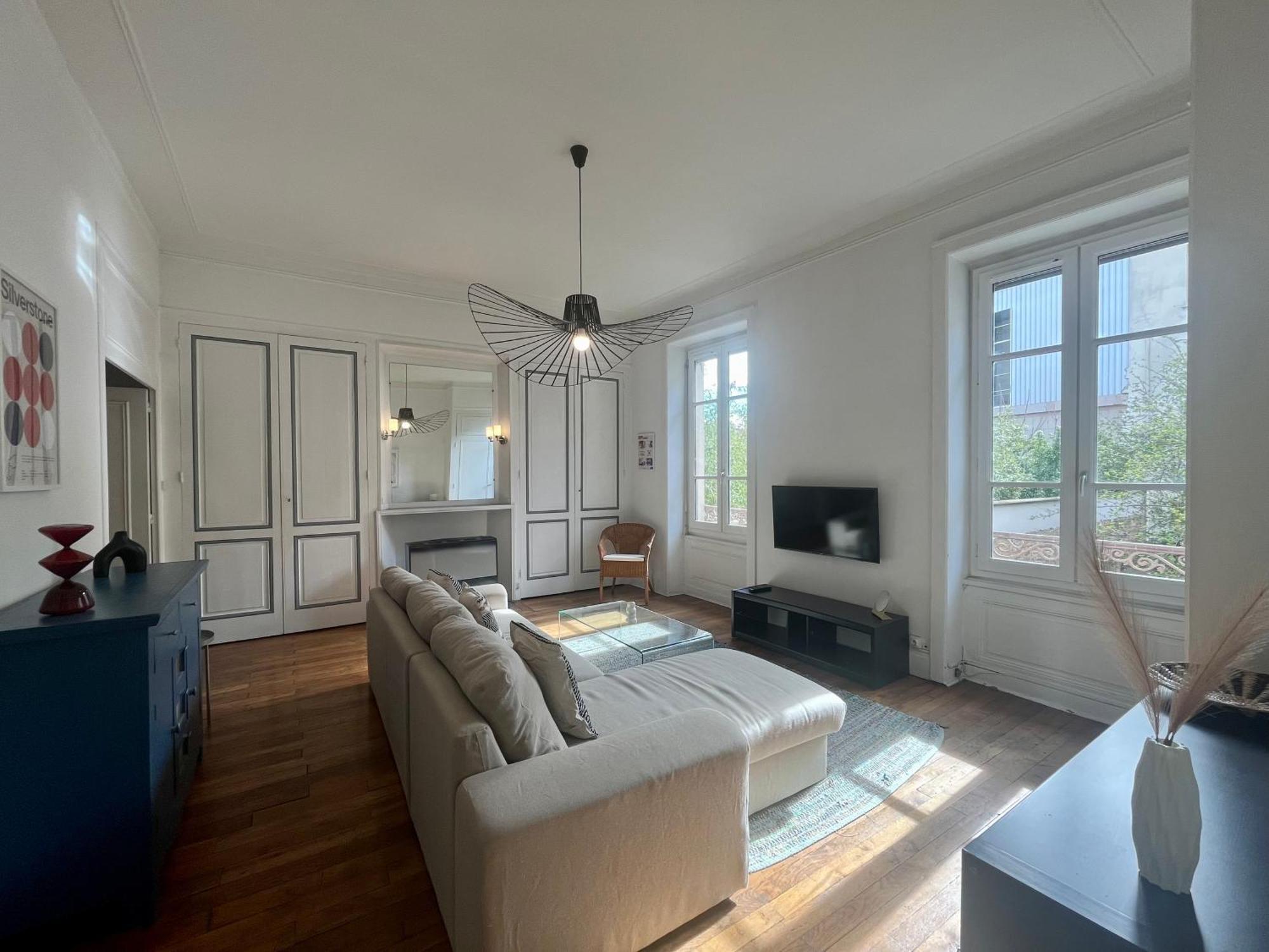 Suite Lavany Lyon Exterior foto